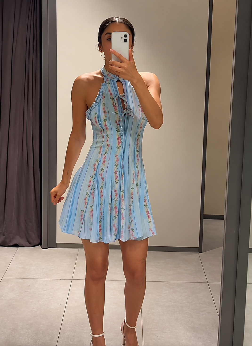 Ava R.