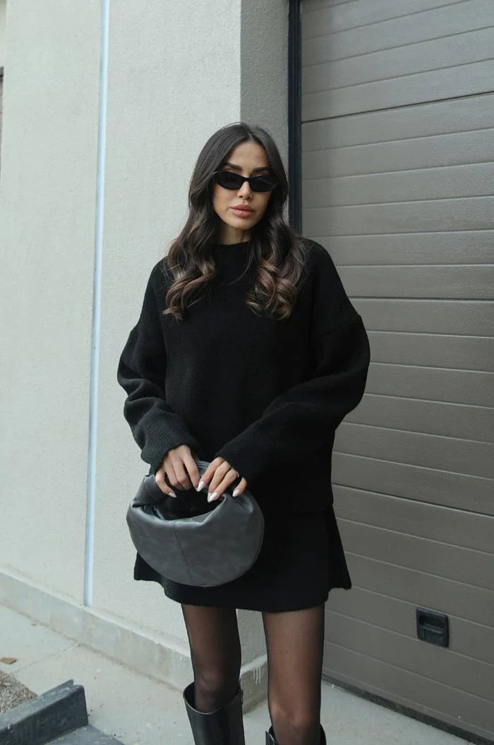 Qings & Kueens Soft Knit Set