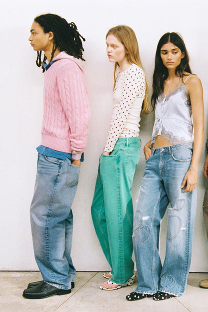 TRF MID-WAIST BOYFRIEND JEANS WITH HEARTS