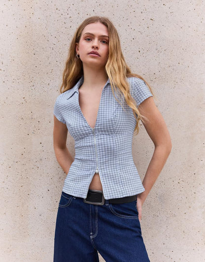 Short sleeve zip shirt