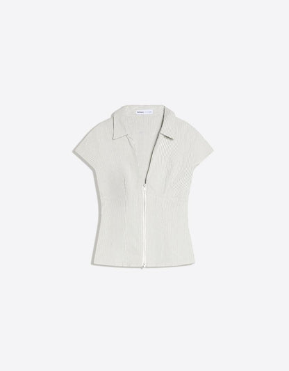Short sleeve zip shirt