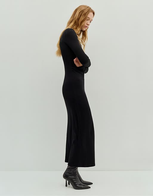 Long Sleeve Ruched Midi Dress
