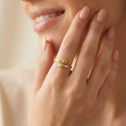 Hug Ring