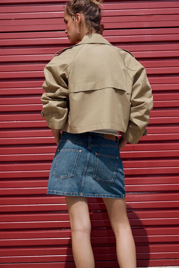DOUBLE-BREASTED SHORT TRENCH COAT